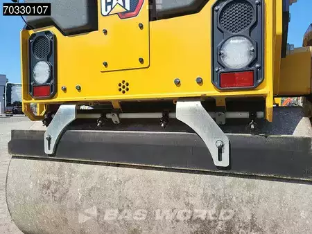 Tandem hengerek 2023 Caterpillar CB2.7 GC (13)