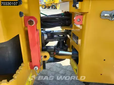 Tandem hengerek 2023 Caterpillar CB2.7 GC (14)