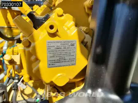 Tandem hengerek 2023 Caterpillar CB2.7 GC (17)