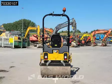 Tandem hengerek 2023 Caterpillar CB2.7 GC (3)