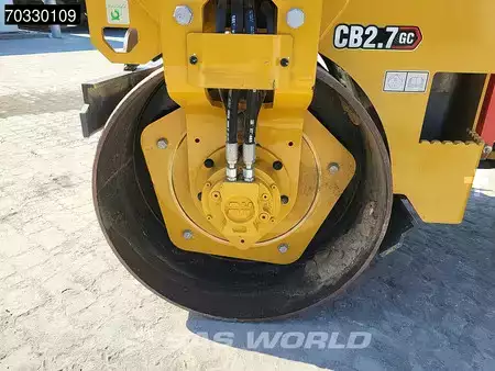 Tandem hengerek 2023 Caterpillar CB2.7 GC (11)