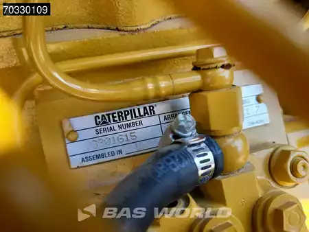 Tandem hengerek 2023 Caterpillar CB2.7 GC (16)