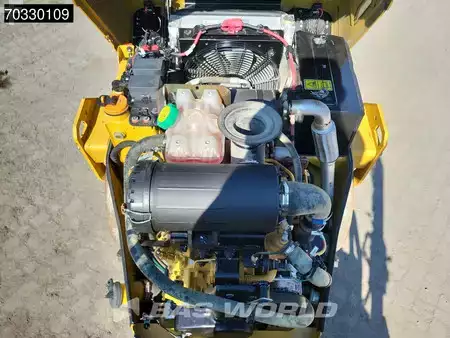 Tandem hengerek 2023 Caterpillar CB2.7 GC (18)