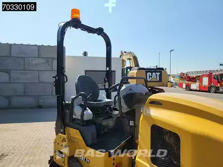 Tandem hengerek 2023 Caterpillar CB2.7 GC (20)