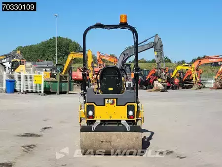 Tandem hengerek 2023 Caterpillar CB2.7 GC (3)