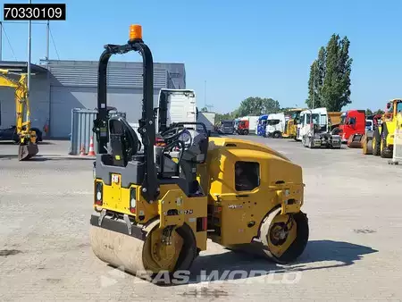 Tandem hengerek 2023 Caterpillar CB2.7 GC (5)