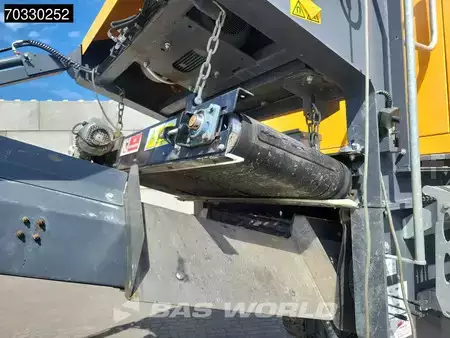 Miscelaneo 2023 Barford 750J CAT C4.4 Engine (11)