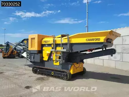 Miscelaneo 2023 Barford 750J CAT C4.4 Engine (2)