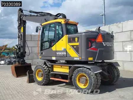 Pelle sur pneus 2022 Volvo EWR170 E (2)