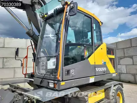 Pelle sur pneus 2022 Volvo EWR170 E (40)
