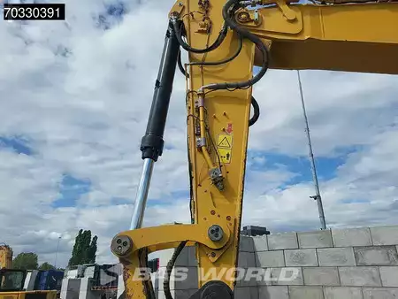 Korečková rýpadla 2020 Caterpillar 352 -07A (10)