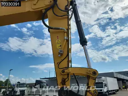 Korečková rýpadla 2020 Caterpillar 352 -07A (11)