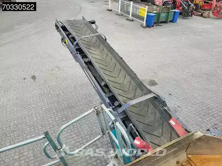 Other 2023 POWERSCREEN Warrior 1400X (18)