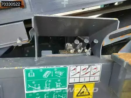 Other 2023 POWERSCREEN Warrior 1400X (36)