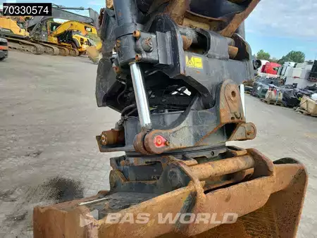 Escavadora de rastos 2020 Caterpillar 326 -07A Tiltrotator - 2 Buckets (12)