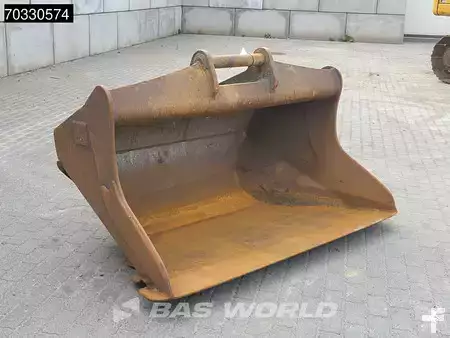 Escavadora de rastos 2020 Caterpillar 326 -07A Tiltrotator - 2 Buckets (18)
