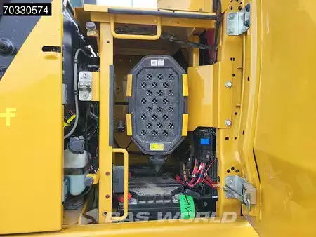 Escavadora de rastos 2020 Caterpillar 326 -07A Tiltrotator - 2 Buckets (36)