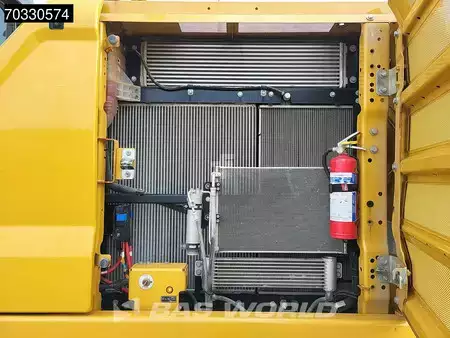 Escavadora de rastos 2020 Caterpillar 326 -07A Tiltrotator - 2 Buckets (37)
