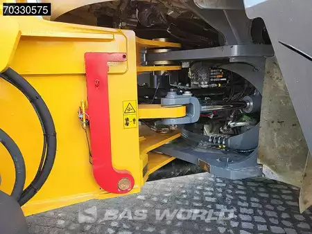 Ładowarki kołowe 2020 Liebherr L538 Quick Coupler (28)