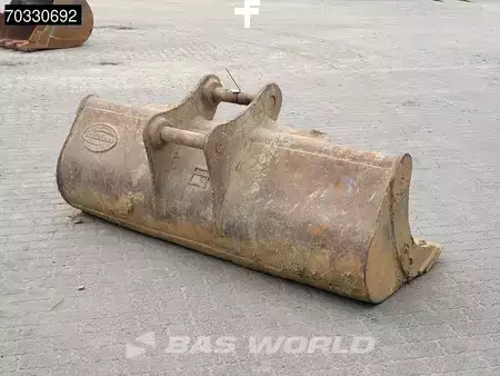 Korečková rýpadla 2022 Hitachi ZX130 LCN -7 2 Buckets (19)