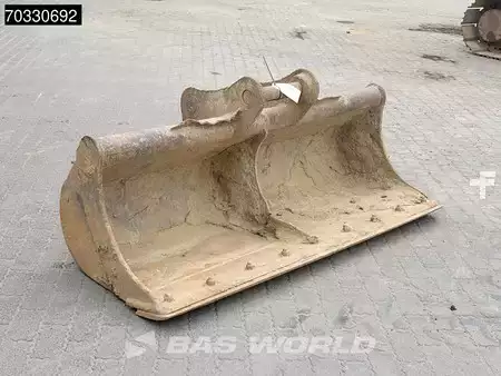 Korečková rýpadla 2022 Hitachi ZX130 LCN -7 2 Buckets (21)