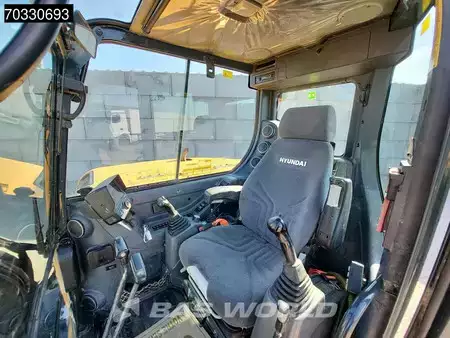 mini escavadeira 2023 Hyundai R80 CR-9A A/C - 3 Buckets (25)