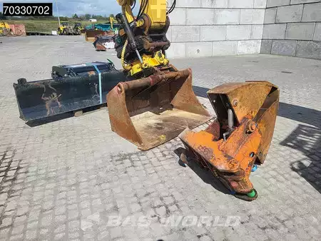 Mobil gravemaskin 2012 Caterpillar M322 D Rail & Road (24)