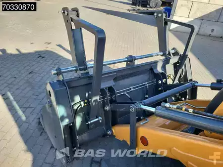 Rigid Backhoe Loader 2025 Case 570SV 4WD - A/C - 4-1 Bucket - Telestick - HP (28)