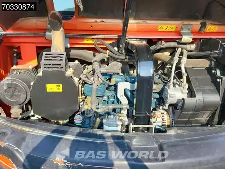 mini escavadeira 2021 Kubota KX080-4 A/C (17)