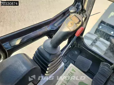 mini escavadeira 2021 Kubota KX080-4 A/C (33)