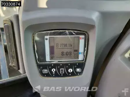 mini escavadeira 2021 Kubota KX080-4 A/C (37)