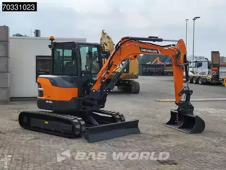 Mini pelle 2025 Doosan DX50 Z-7 (9)