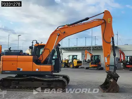 Kettenbagger 2020 Doosan DX140 LC-5 DX 140LC-5 3 Buckets (10)