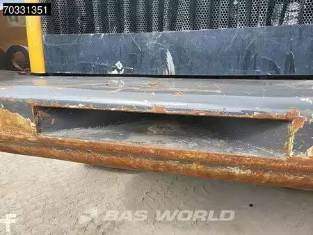 Wheel Loaders 2021 Case 821 G (36)