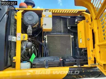 Escavatori gommati 2012 JCB JS145 W (22)