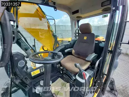 Escavatori gommati 2012 JCB JS145 W (25)