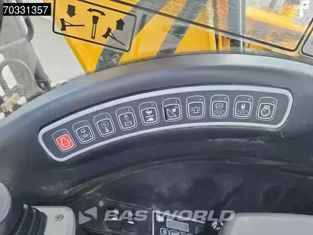 Escavatori gommati 2012 JCB JS145 W (29)