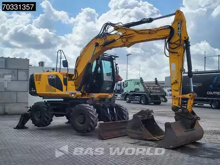 Escavatori gommati 2012 JCB JS145 W (3)