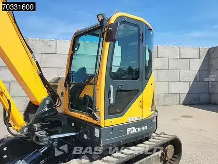 mini escavadeira 2023 Hyundai R80 CR-9A A/C - 2 Buckets (16)