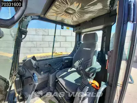 mini escavadeira 2023 Hyundai R80 CR-9A A/C - 2 Buckets (24)