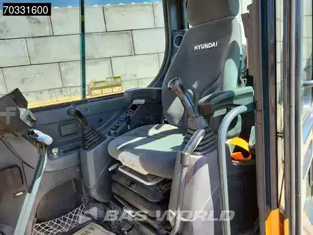 mini escavadeira 2023 Hyundai R80 CR-9A A/C - 2 Buckets (25)