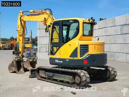 mini escavadeira 2023 Hyundai R80 CR-9A A/C - 2 Buckets (3)