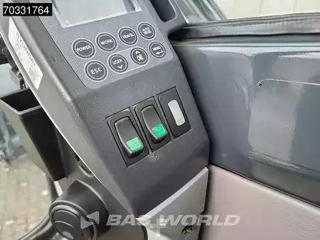 Rupsgraafmachines 2026 Hyundai R215 L (38)