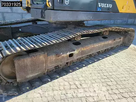Escavadora de rastos 2015 Volvo EC250 E L (23)