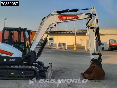 Minibagry 2023 Bobcat E88 A/C (10)