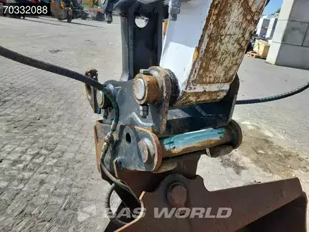 Minibagry 2023 Bobcat E88 A/C - Like New! (12)