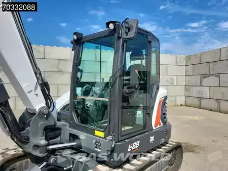 Minibagry 2023 Bobcat E88 A/C - Like New! (21)