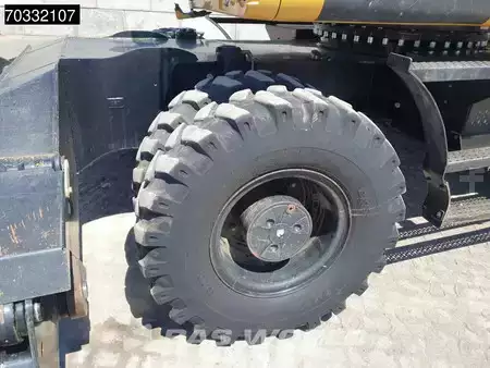 Mobilbagger 2016 Caterpillar M322 F OUTRIGGERS + BLADE (25)