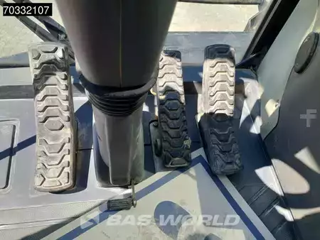Mobilbagger 2016 Caterpillar M322 F OUTRIGGERS + BLADE (38)