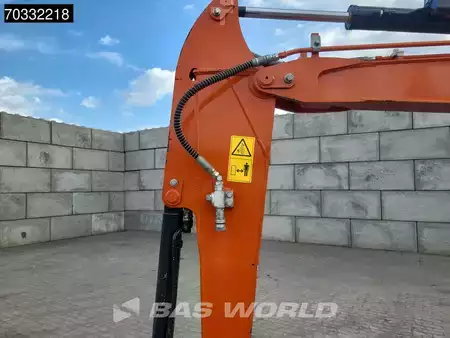 mini escavadeira 2022 Hitachi ZX33 U-6 CLR A/C - 3 Buckets (10)